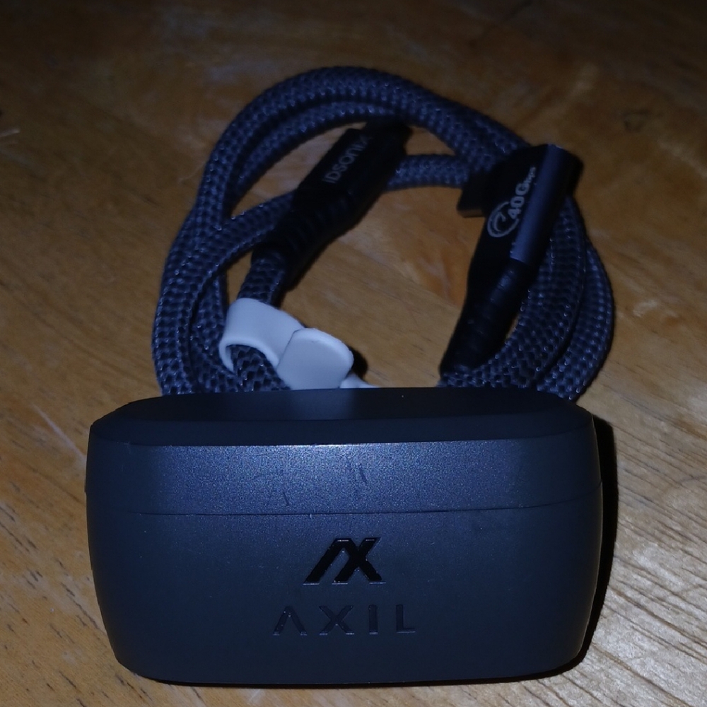AXIL Black Earbuds with Braided Cable